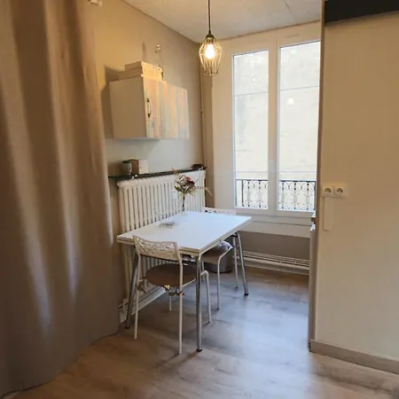 14m2 Acces Exterieur Proche Apartmán