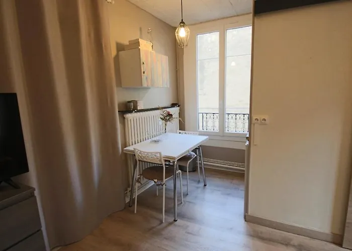14m2 Acces Exterieur Proche Apartmán *
